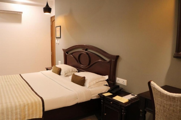 Hotel Park Residency image 19